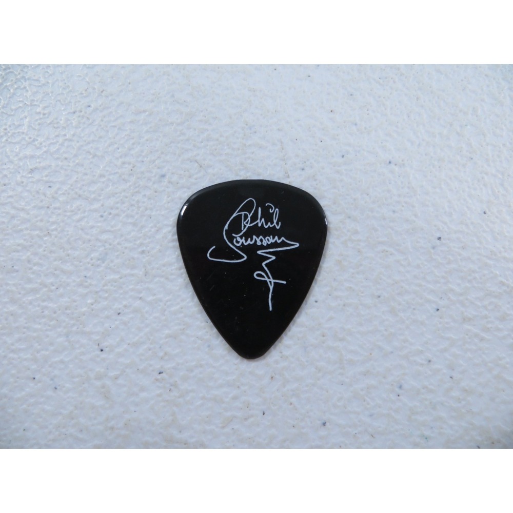 Phil Soussan Vibrate Stage Concert Tour Used Guitar Pick Black‎